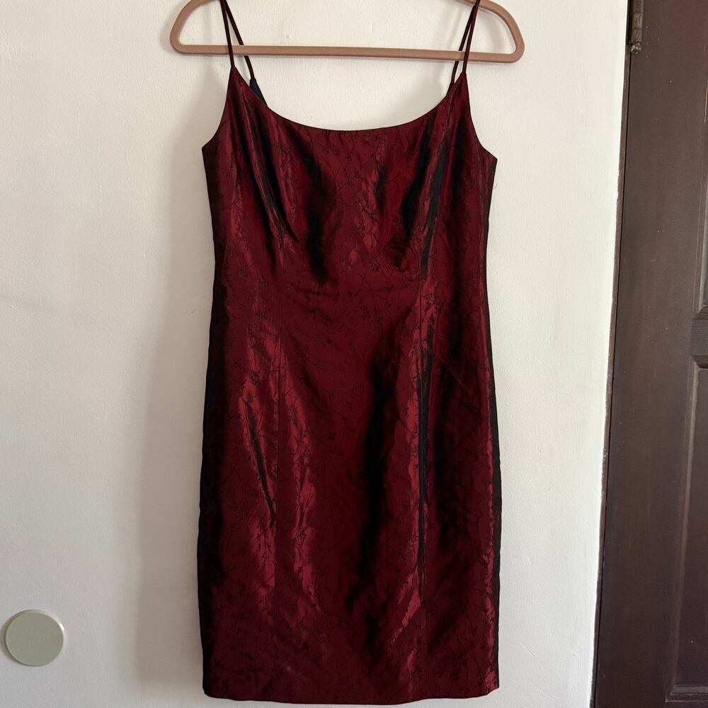 90s Vintage Deep Red Iridescent Jacquard Cocktail Dress 4 Jones New York Goth